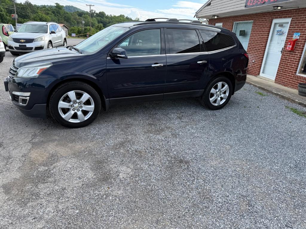 2017 Chevrolet Traverse 1LT AWD's photo